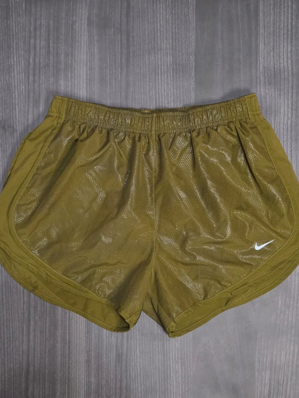 Nike Women's Tempo Dri-Fit Geo Refelective Moss Green Running Shorts Size Large